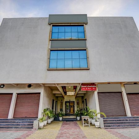 Hotel O Plus Corporate One Khapa  Exterior photo