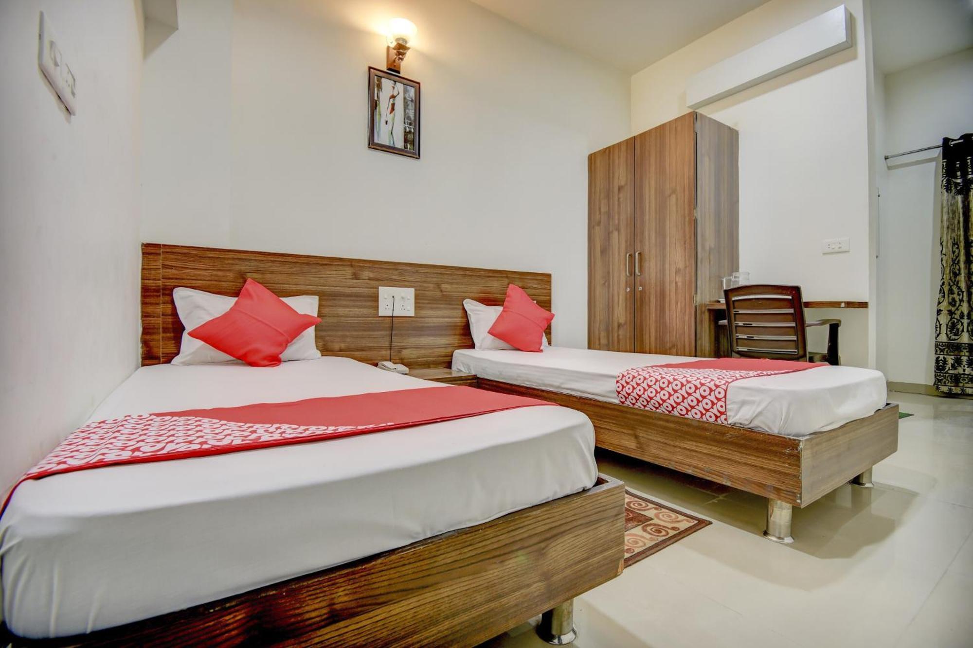 Hotel O Plus Corporate One Khapa  Exterior photo