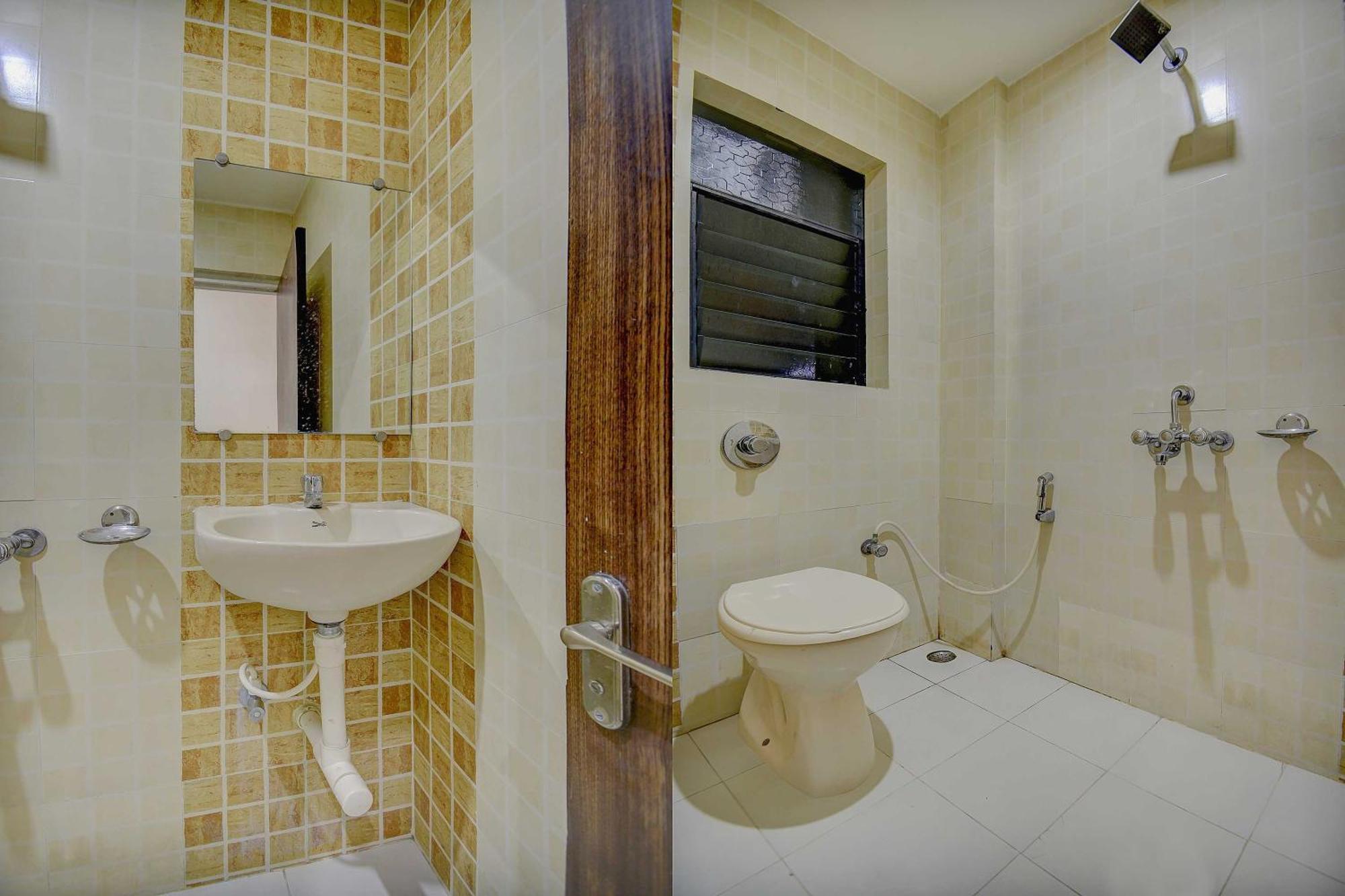 Hotel O Plus Corporate One Khapa  Exterior photo